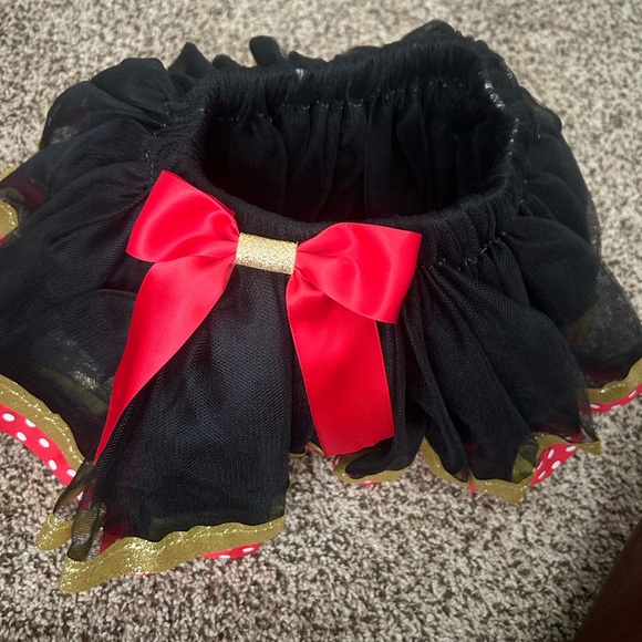 Minnie Mouse theme tutu - Picture 2 of 4